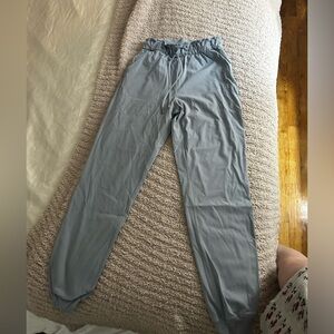 Lululemon joggers- size 4